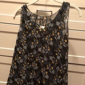 Cabi Navy with floral tank size M